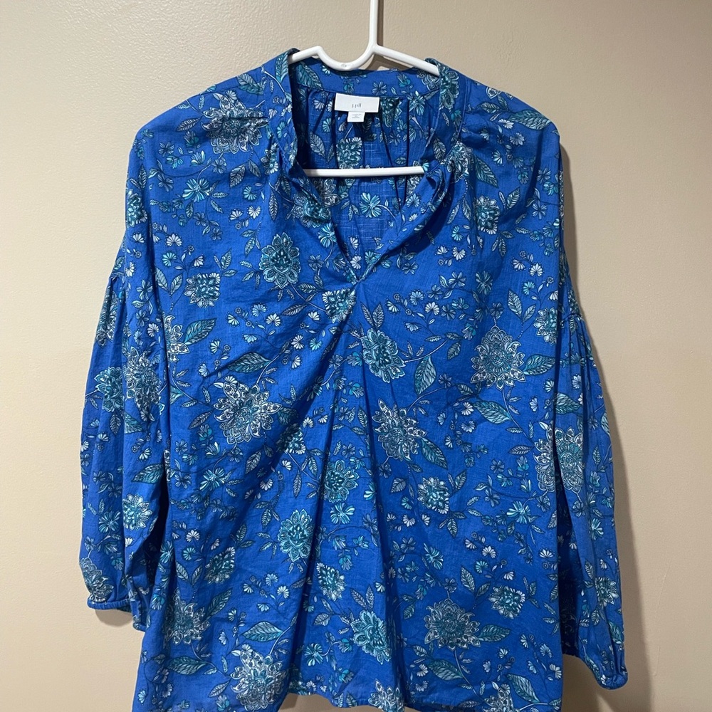 J. Jill Vibrant Blue Floral Top